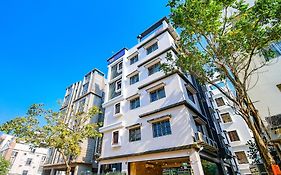 Fabhotel Dreamworld Residency - Near Bisarjan Ghat